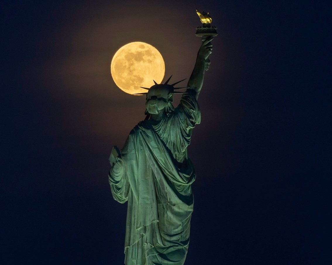 Nueva York Luna Llena